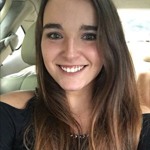 Meet your Posher, Tiffany